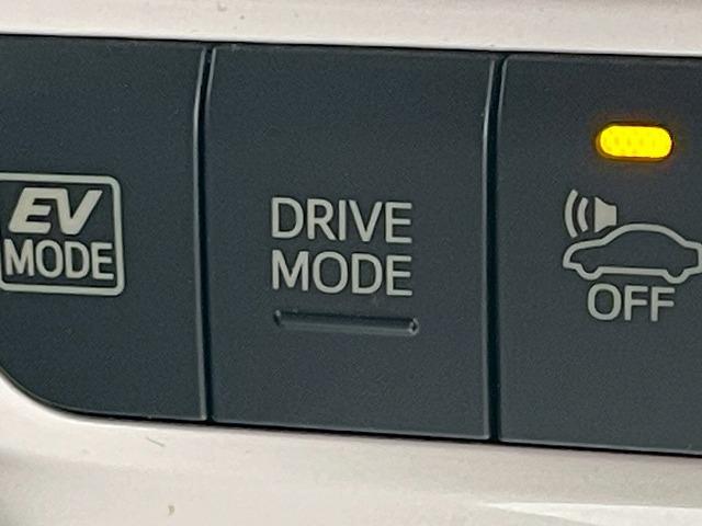 プリウス ♪A “ツーリングセレクション” パーキングアシスト ブラインドスポットモニター レザーシート シートヒーター AC100V電源 レーダークルーズコントロール 純正9インチSDナビ ETC クリアランスソナー ヘッドアップディスプレイ(73枚目)