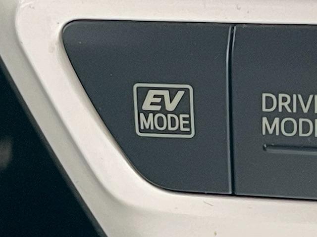 プリウス ♪A “ツーリングセレクション” パーキングアシスト ブラインドスポットモニター レザーシート シートヒーター AC100V電源 レーダークルーズコントロール 純正9インチSDナビ ETC クリアランスソナー ヘッドアップディスプレイ(74枚目)