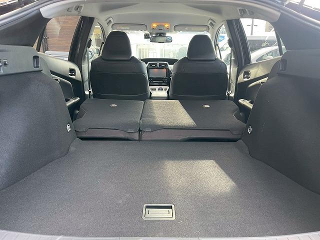 プリウス ♪A “ツーリングセレクション” パーキングアシスト ブラインドスポットモニター レザーシート シートヒーター AC100V電源 レーダークルーズコントロール 純正9インチSDナビ ETC クリアランスソナー ヘッドアップディスプレイ(76枚目)