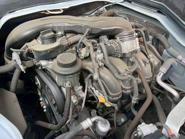 ハイエースワゴン GL 電動スライドドア 助手席エアバック AC100V電源 トヨタセーフティセンス レーンキープアシスト 純正SDナビ バックカメラ LEDヘッドライト ETC スマートキー プッシュスタート(14枚目)