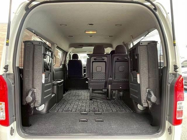 ハイエースワゴン GL 電動スライドドア 助手席エアバック AC100V電源 トヨタセーフティセンス レーンキープアシスト 純正SDナビ バックカメラ LEDヘッドライト ETC スマートキー プッシュスタート(20枚目)