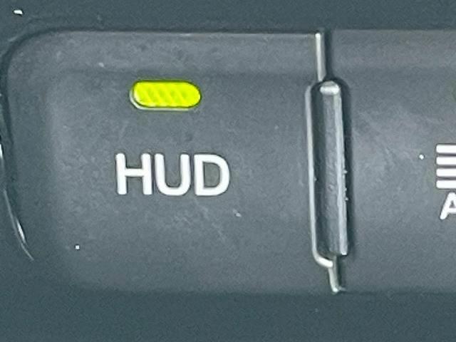 TOYOTA PRIUS S SAFETY PLUS