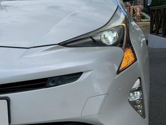 TOYOTA PRIUS S SAFETY PLUS