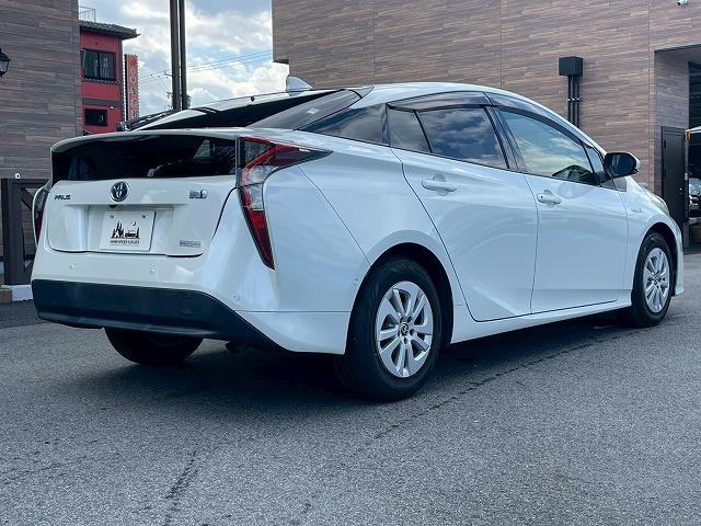 TOYOTA PRIUS S SAFETY PLUS