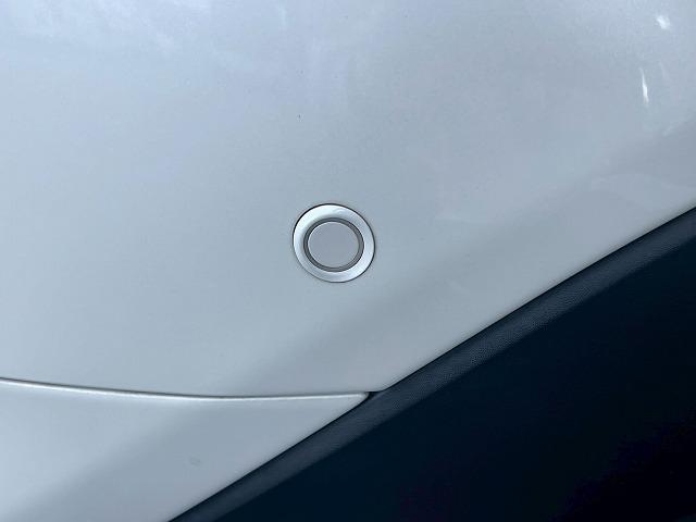 TOYOTA PRIUS S SAFETY PLUS