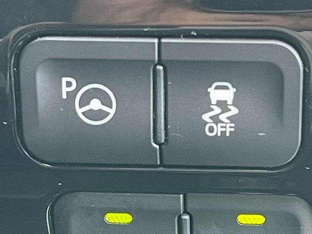 TOYOTA PRIUS S SAFETY PLUS