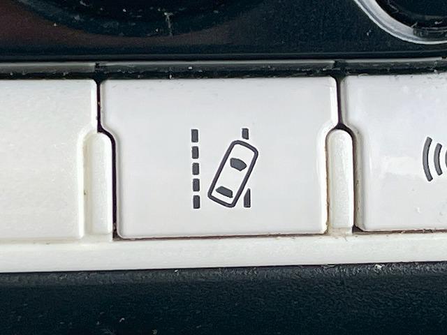 TOYOTA PRIUS S SAFETY PLUS