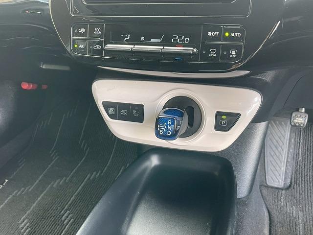 TOYOTA PRIUS S SAFETY PLUS