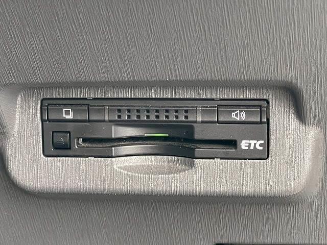 TOYOTA PRIUS ALPHA G