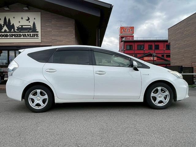 TOYOTA PRIUS ALPHA G