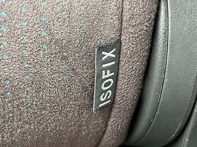 TOYOTA PRIUS ALPHA G