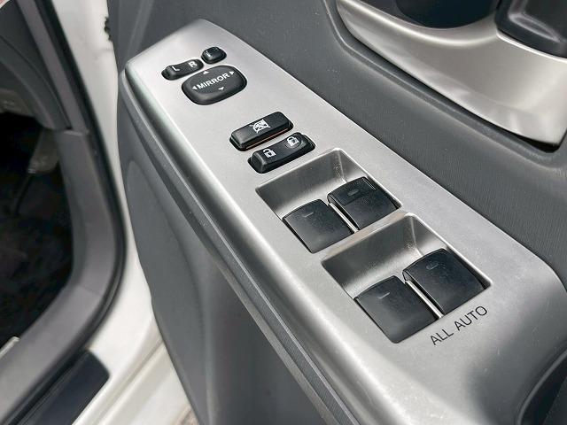 TOYOTA PRIUS ALPHA G