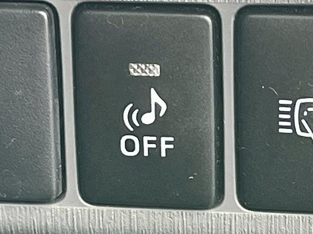 TOYOTA PRIUS ALPHA G