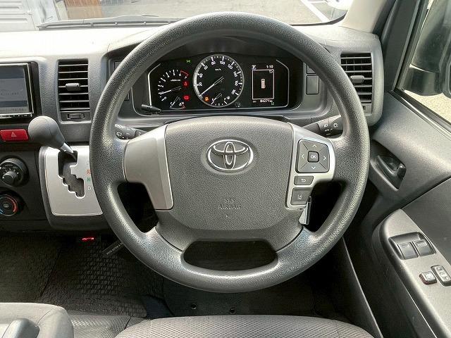 ハイエースバン DXGLパッケージ トヨタセーフティセンス メモリナビ バックカメラ フルセグTV レーンキープアシスト オートライト キーレスエントリー ヘッドライトレベライザー オートハイビーム ステアリングスイッチ(45枚目)