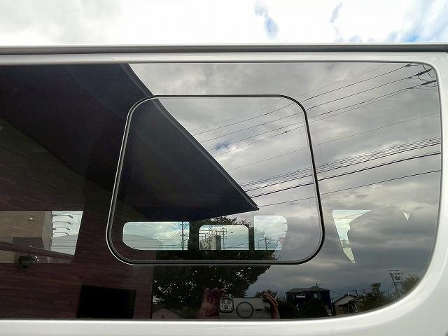 ハイエースバン DXGLパッケージ トヨタセーフティセンス メモリナビ バックカメラ フルセグTV レーンキープアシスト オートライト キーレスエントリー ヘッドライトレベライザー オートハイビーム ステアリングスイッチ(49枚目)