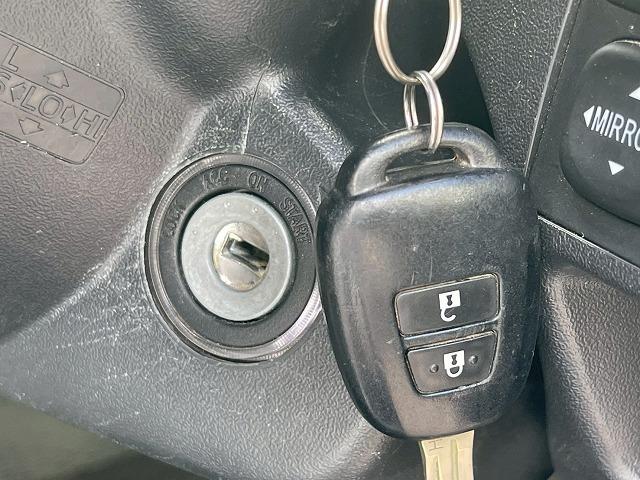 ハイエースバン DXGLパッケージ トヨタセーフティセンス メモリナビ バックカメラ フルセグTV レーンキープアシスト オートライト キーレスエントリー ヘッドライトレベライザー オートハイビーム ステアリングスイッチ(52枚目)