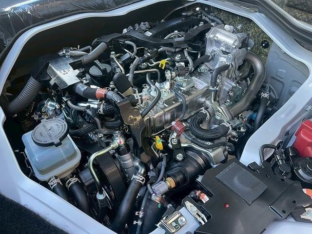 ハイエースバン スーパーGL ダークプライム2 両側電動スライドドア ハーフレザーシート オートマチックハイビーム クリアランスソナー フォグライト 衝突軽減ブレーキ スマートキー プッシュスタート ディーゼル 車線逸脱警報 助手席エアバック(18枚目)