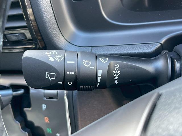 ハイエースバン スーパーGL ダークプライム2 両側電動スライドドア ハーフレザーシート オートマチックハイビーム クリアランスソナー フォグライト 衝突軽減ブレーキ スマートキー プッシュスタート ディーゼル 車線逸脱警報 助手席エアバック(51枚目)