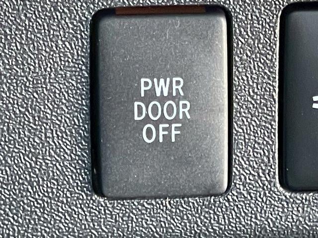 ハイエースバン スーパーGL ダークプライム2 両側電動スライドドア ハーフレザーシート オートマチックハイビーム クリアランスソナー フォグライト 衝突軽減ブレーキ スマートキー プッシュスタート ディーゼル 車線逸脱警報 助手席エアバック(64枚目)