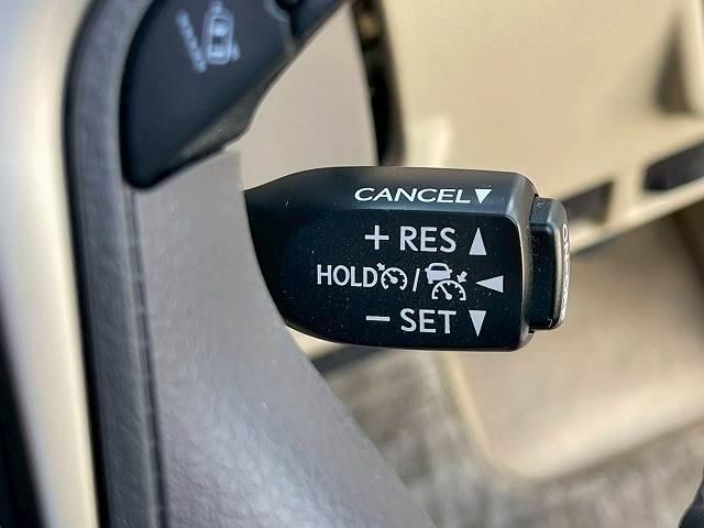 ランドクルーザープラド TX“Lパッケージ・Matt Black Edition”7 特別仕様車 サンルーフ 全周囲カメラ クリアランスソナー シートベンチレーション レーダークルーズコントロール オートマチックハイビーム スマートキー プッシュスタート 7人乗り 3列シート(6枚目)