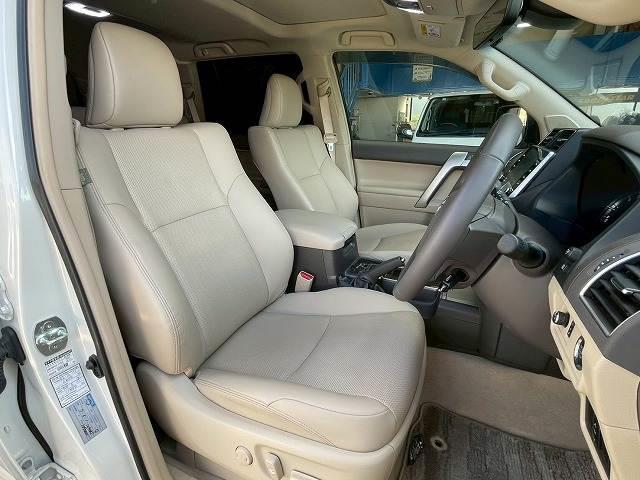 ランドクルーザープラド TX“Lパッケージ・Matt Black Edition”7 特別仕様車 サンルーフ 全周囲カメラ クリアランスソナー シートベンチレーション レーダークルーズコントロール オートマチックハイビーム スマートキー プッシュスタート 7人乗り 3列シート(10枚目)