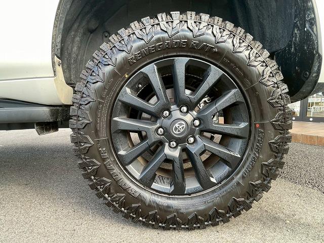 ランドクルーザープラド TX“Lパッケージ・Matt Black Edition”7 特別仕様車 サンルーフ 全周囲カメラ クリアランスソナー シートベンチレーション レーダークルーズコントロール オートマチックハイビーム スマートキー プッシュスタート 7人乗り 3列シート(21枚目)