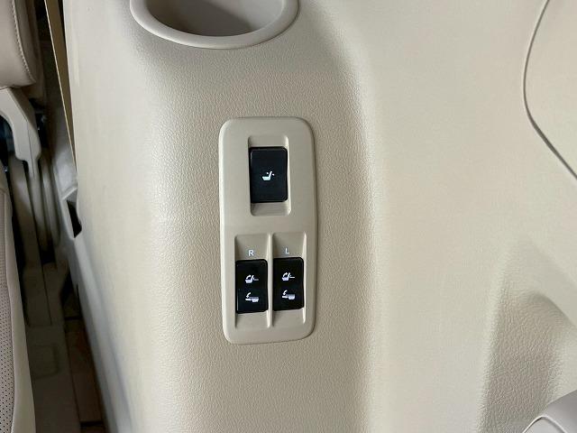 ランドクルーザープラド TX“Lパッケージ・Matt Black Edition”7 特別仕様車 サンルーフ 全周囲カメラ クリアランスソナー シートベンチレーション レーダークルーズコントロール オートマチックハイビーム スマートキー プッシュスタート 7人乗り 3列シート(48枚目)