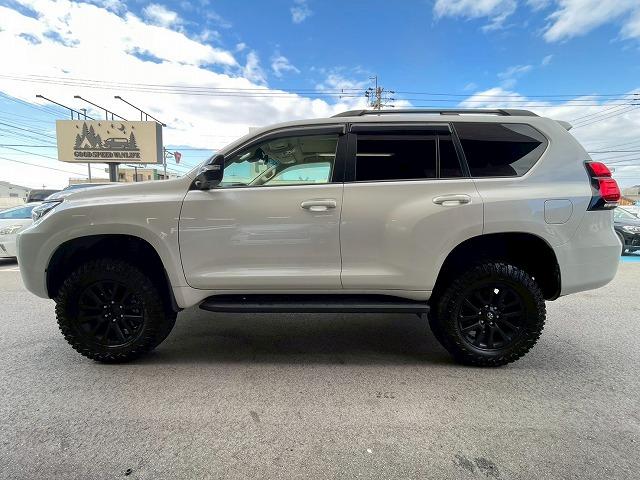 ランドクルーザープラド TX“Lパッケージ・Matt Black Edition”7 特別仕様車 サンルーフ 全周囲カメラ クリアランスソナー シートベンチレーション レーダークルーズコントロール オートマチックハイビーム スマートキー プッシュスタート 7人乗り 3列シート(71枚目)
