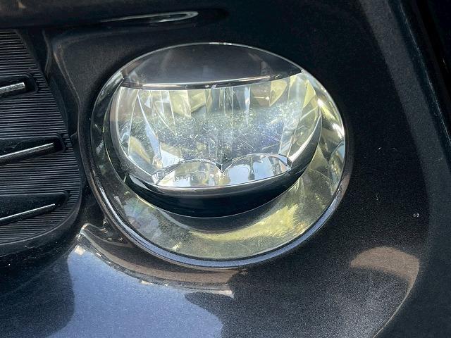 プリウスアルファ S チューン ブラックII ワンオーナー 純正ナビ レーダークルーズコントロール オートマチックハイビーム ビルトインETC オートライト シートヒーター スマートキー プッシュスタート フルセグ 先行発進アラート フォグライト(35枚目)