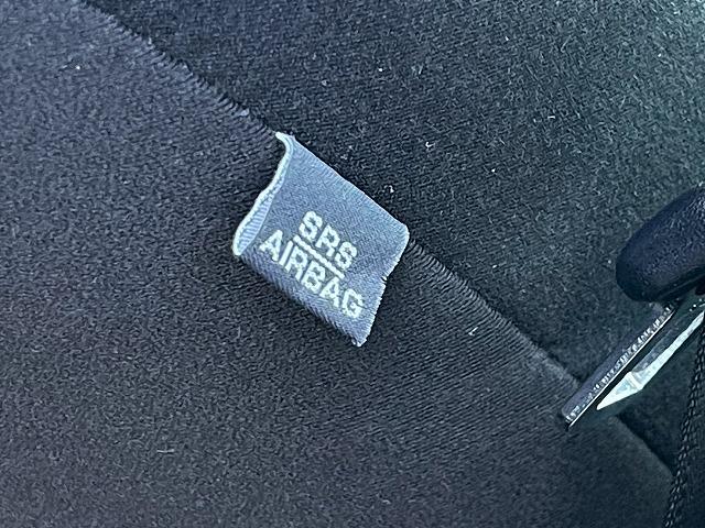 プリウスアルファ S チューン ブラックII ワンオーナー 純正ナビ レーダークルーズコントロール オートマチックハイビーム ビルトインETC オートライト シートヒーター スマートキー プッシュスタート フルセグ 先行発進アラート フォグライト(39枚目)