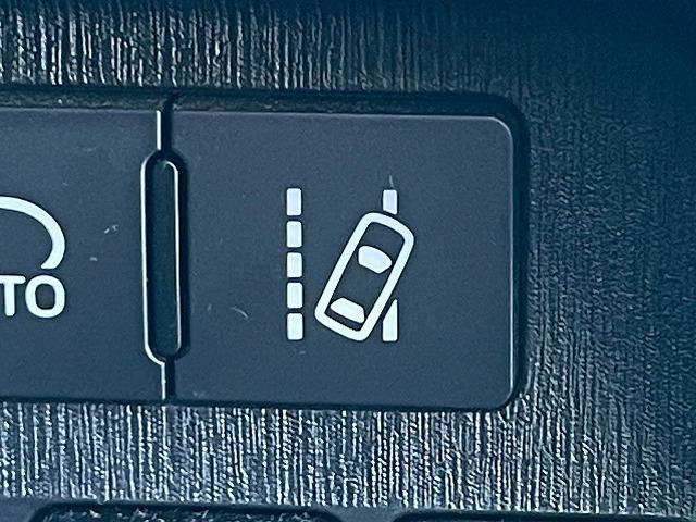 プリウスアルファ S チューン ブラックII ワンオーナー 純正ナビ レーダークルーズコントロール オートマチックハイビーム ビルトインETC オートライト シートヒーター スマートキー プッシュスタート フルセグ 先行発進アラート フォグライト(45枚目)