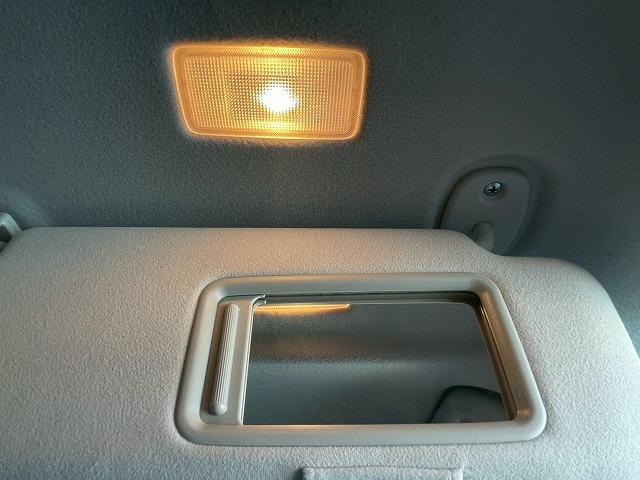 プリウスアルファ S チューン ブラックII ワンオーナー 純正ナビ レーダークルーズコントロール オートマチックハイビーム ビルトインETC オートライト シートヒーター スマートキー プッシュスタート フルセグ 先行発進アラート フォグライト(50枚目)