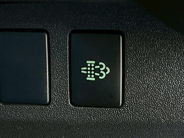 ハイエースバン スーパーGL 8型アルパインナビ バックカメラ AC100V電源 純正アルミホイール クリアランスソナー フォグライト スマートキー プッシュスタート デジタルインナーミラー オートマチックハイビーム フルセグTV(52枚目)