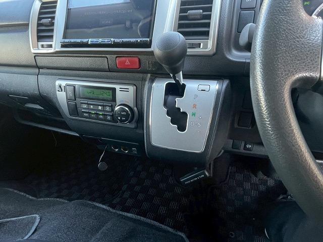 ハイエースバン スーパーGL 8型アルパインナビ バックカメラ AC100V電源 純正アルミホイール クリアランスソナー フォグライト スマートキー プッシュスタート デジタルインナーミラー オートマチックハイビーム フルセグTV(61枚目)
