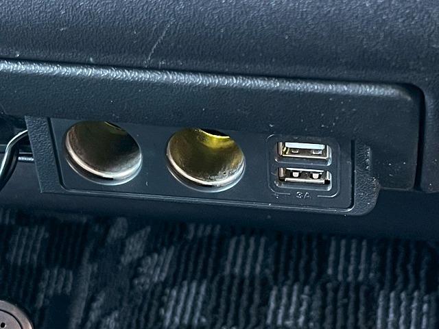 ハイエースバン スーパーGL 8型アルパインナビ バックカメラ AC100V電源 純正アルミホイール クリアランスソナー フォグライト スマートキー プッシュスタート デジタルインナーミラー オートマチックハイビーム フルセグTV(62枚目)