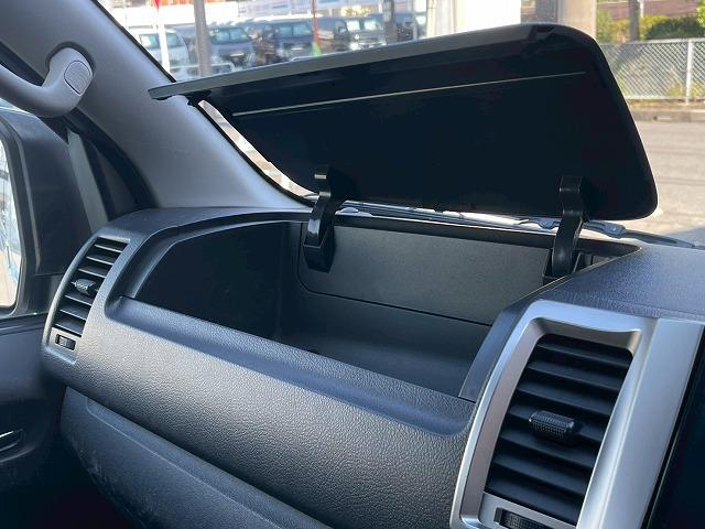 ハイエースバン スーパーGL 8型アルパインナビ バックカメラ AC100V電源 純正アルミホイール クリアランスソナー フォグライト スマートキー プッシュスタート デジタルインナーミラー オートマチックハイビーム フルセグTV(63枚目)