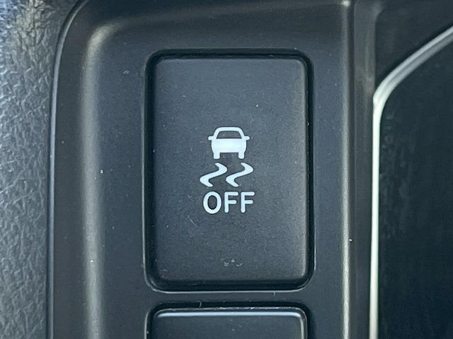 ハイエースバン スーパーGL ダークプライムII 純正ナビ 後席モニター 全周囲カメラ 社外17インチアルミホイール AC100V電源 オートマチックハイビーム 衝突軽減ブレーキ 車線逸脱警報 スマートキー プッシュスタート デジタルインナーミラー(65枚目)