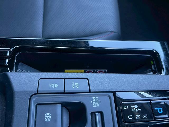 プリウス Z パノラマルーフ デジタルインナーミラー 純正12.3型ディスプレイオーディオ クリアランスソナー ブラインドスポットモニター シートベンチレーション 電動リアゲート AC100V電源 レーダークルコン(56枚目)