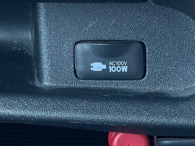 ハイエースバン スーパーGL ダークプライムII 純正ナビ デジタルインナーミラー AC100V クリアランスソナー バックカメラ オートマチックハイビーム スマートキー プッシュスタート 衝突軽減ブレーキ フルセグTV オートエアコン ETC(6枚目)