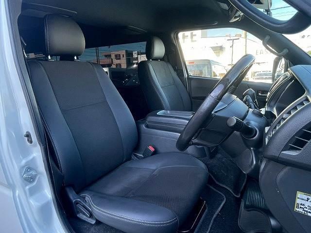 ハイエースバン スーパーGL ダークプライムII 純正ナビ デジタルインナーミラー AC100V クリアランスソナー バックカメラ オートマチックハイビーム スマートキー プッシュスタート 衝突軽減ブレーキ フルセグTV オートエアコン ETC(11枚目)