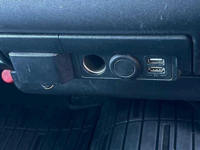 ハイエースバン スーパーGL ダークプライムII 純正ナビ デジタルインナーミラー AC100V クリアランスソナー バックカメラ オートマチックハイビーム スマートキー プッシュスタート 衝突軽減ブレーキ フルセグTV オートエアコン ETC(61枚目)