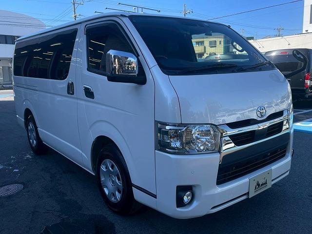 ハイエースバン スーパーGL ダークプライムII 純正ナビ デジタルインナーミラー AC100V クリアランスソナー バックカメラ オートマチックハイビーム スマートキー プッシュスタート 衝突軽減ブレーキ フルセグTV オートエアコン ETC(70枚目)