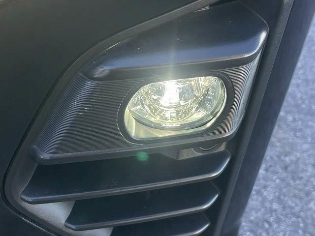 キャラバン グランドプレミアムGX 純正ナビ 電動スライドドア 全周囲カメラ インテリキー プッシュスタート フルセグTV ワンタッチパワースライドドア エマージェンシーブレーキ リアクーラー リアヒーター 純正ナビ連動ETC2.0(10枚目)