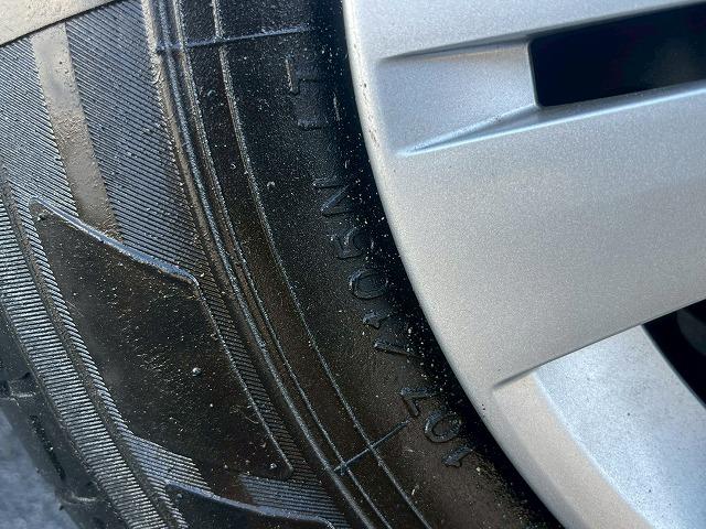 キャラバン グランドプレミアムGX 純正ナビ 電動スライドドア 全周囲カメラ インテリキー プッシュスタート フルセグTV ワンタッチパワースライドドア エマージェンシーブレーキ リアクーラー リアヒーター 純正ナビ連動ETC2.0(25枚目)