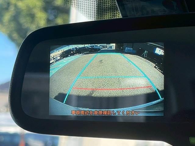 ハイエースバン スーパーGL 純正ナビ バックカメラ 衝突軽減ブレーキ LEDヘッドライト フォグライト プッシュスタート スマートキー オートライト オートエアコン フルセグTV パワーステアリング パワーウインドウ ETC(3枚目)