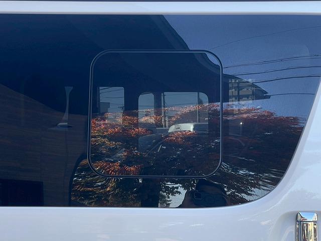 ハイエースバン スーパーGL 純正ナビ バックカメラ 衝突軽減ブレーキ LEDヘッドライト フォグライト プッシュスタート スマートキー オートライト オートエアコン フルセグTV パワーステアリング パワーウインドウ ETC(29枚目)