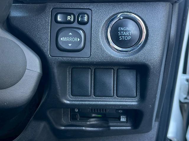 ハイエースバン スーパーGL 純正ナビ バックカメラ 衝突軽減ブレーキ LEDヘッドライト フォグライト プッシュスタート スマートキー オートライト オートエアコン フルセグTV パワーステアリング パワーウインドウ ETC(47枚目)