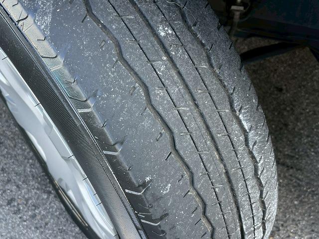 ハイエースバン スーパーGL 衝突軽減ブレーキ フルセグTVナビ ETC スマートキー プッシュスタート AC100V LEDヘッドライト フォグライト オートマチックハイビーム バックカメラ 助手席エアバック 車線逸脱警報(27枚目)