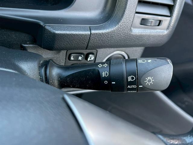 ハイエースバン スーパーGL 衝突軽減ブレーキ フルセグTVナビ ETC スマートキー プッシュスタート AC100V LEDヘッドライト フォグライト オートマチックハイビーム バックカメラ 助手席エアバック 車線逸脱警報(52枚目)