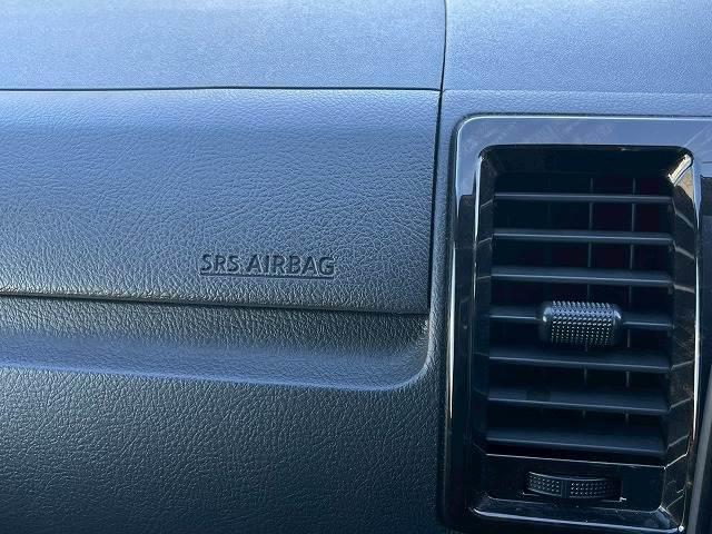 ハイエースバン スーパーＧＬダークプライム２　１１型アルパインナビ　モデリスタエアロ　全周囲カメラ　両側電動スライドドア　衝突軽減ブレーキ　オートマチックハイビーム　スマートキー　プッシュスタート　ＡＣ１００Ｖ電源　ＨＤＭＩ接続可　フルセグＴＶ（8枚目）